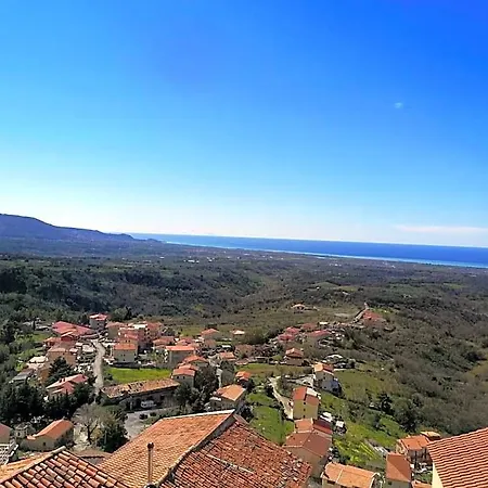 La Rocca Dei Borboni Bed & Breakfast *