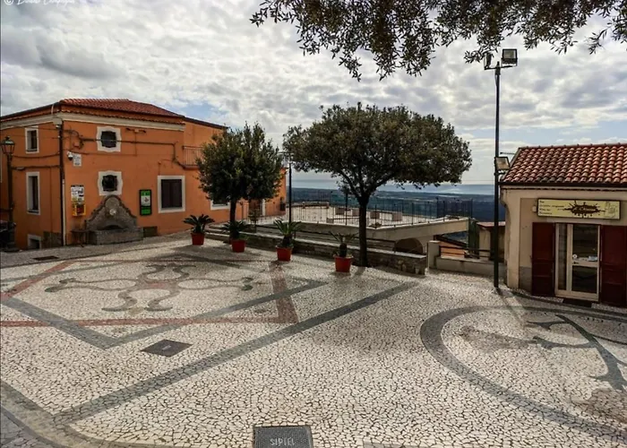 Alojamento de Acomodação e Pequeno-almoço La Rocca Dei Borboni Santa Domenica Talao